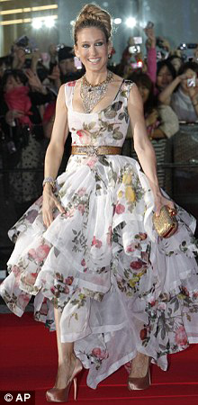 Специална колекция на Vivienne Westwood за бутици Bridal Fashion