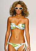 Trends in swimsuits for the season Spring - Summer 2010