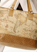 Large bags remain modern next spring