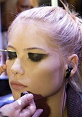 Men prefer natural beauty over make-up