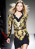 Fashion trends Autumn-Winter 2011/2012: Dress in gold