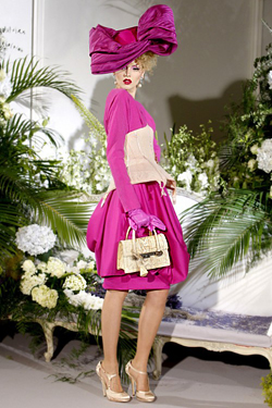 Cristian Dior's Presenting on Paris Fashion Week Haute Couture