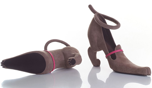 Israeli designer made shoes, imitating the female body 