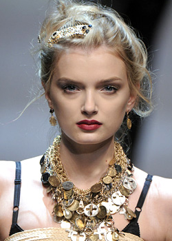 Hair accessories trends for Spring-Summer 2010