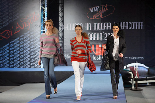 Fashion agency VIP Fashion Group sent 2009 with impressive fashion show