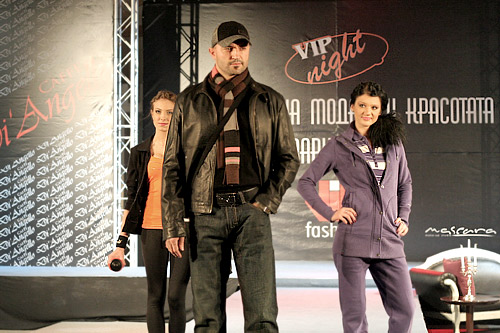 Fashion agency VIP Fashion Group sent 2009 with impressive fashion show