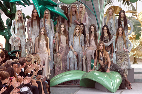 Roberto Cavalli's Jungle Collection conquer Milan