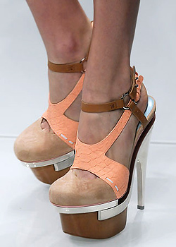Summer 2010 shoes trends