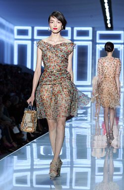 Christian Dior back on top at Paris fashion week with collection Spring-Summer 2012