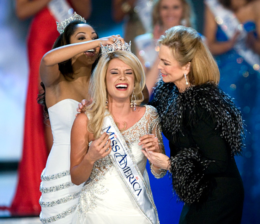 Teresa Scanlan from Nebraska was crowned as Miss America 2011