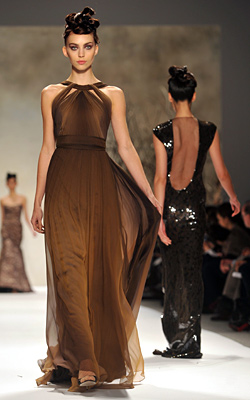 Monique Lhuillier presented chic dresses at New York Fashion Week Fall 2011 