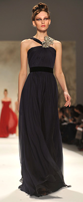 Monique Lhuillier presented chic dresses at New York Fashion Week Fall 2011