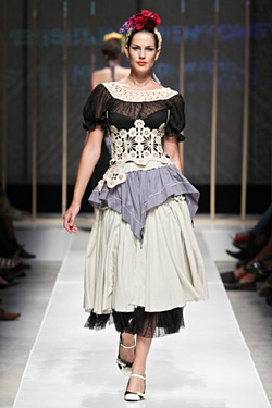 Spring-Summer 2011 collection by Vesselina Pencheva, inspired by the paintings of Frida Kahlo