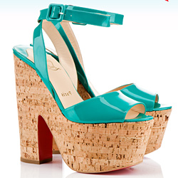 Spring trend – wedges for fashion combinations