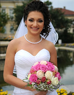 Parade of brides in Rousse