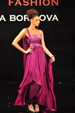 Top models presented the new collection of Romantika fashion