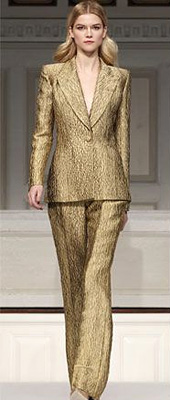 Fashion trends Autumn-Winter 2011/2012: Dress in gold