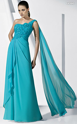 Fashion trends for prom dresses 2012 