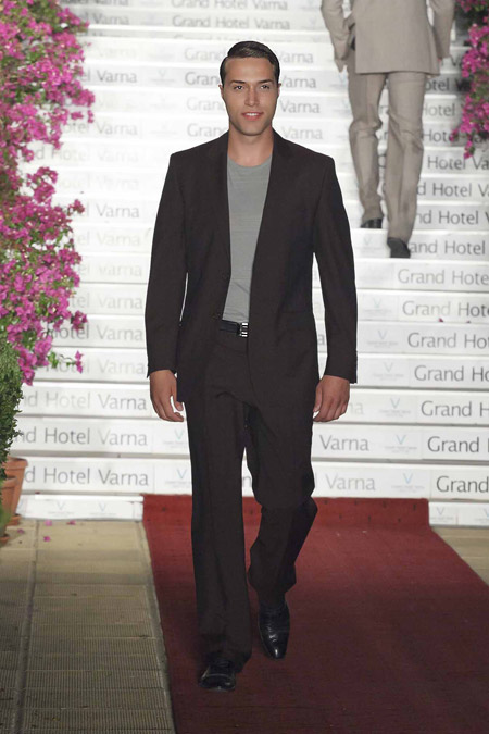 Style and Elegance in the Spring-Summer 2013 Menswear collection by Richmart