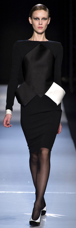 Roland Mouret autumn-winter 2013/2014